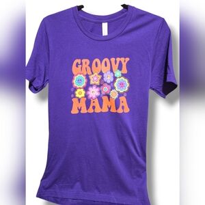 Small super cute "Groovy Mama" Tees shirt